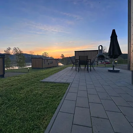 Holiday home Seeblick - Tinyhouse Direkt Am Neunburg vorm Wald