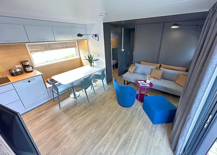 Tiny House, * ノインブルク・フォルム・ヴァルト