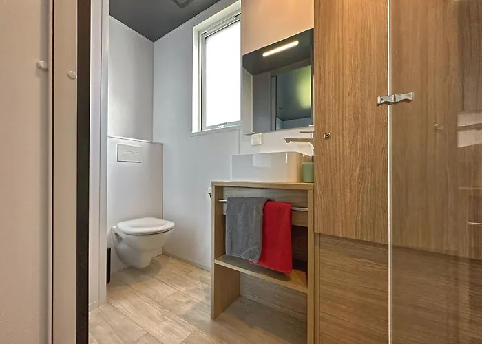 別荘 Tiny House, *