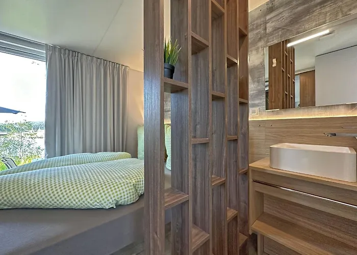 別荘 Tiny House, *